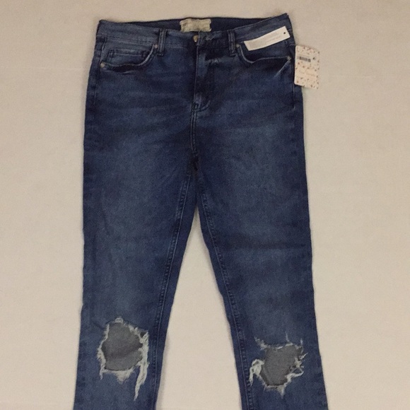 3/$60 Free People Jeans distressed slim 29R ripped